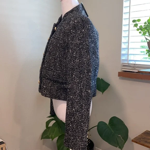 H&M Tweed Cropped Jacket Medium Black White Boucle Blazer Gold Buttons Classic - Picture 7 of 14